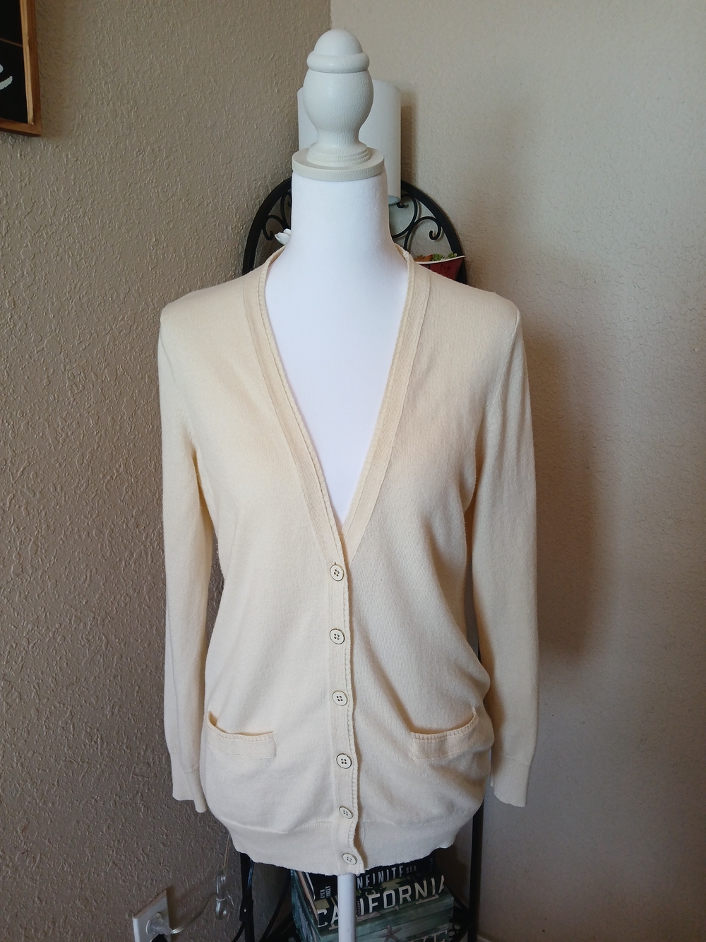 Banana Republic Cream V-Neck Button Cardigan